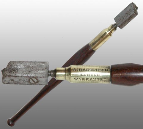 Достоинства профессионального инструмента: алмазный стеклорез вместо нескольких бытовых