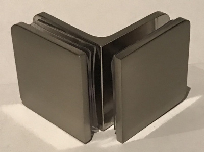 ZM-725, Коннектор стекло-стекло 90°, цвет матовый хром SC