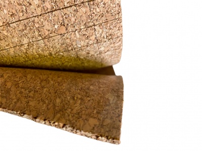 Пробковая прокладка в рулоне, размер 15х15 мм, толщина 3 мм (клеящий слой, 15'000 шт)